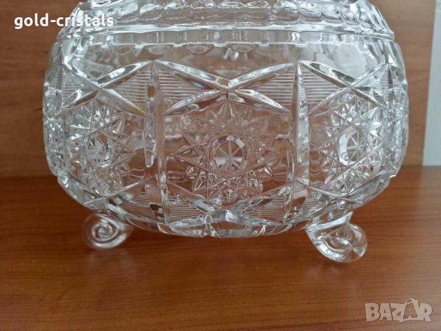 Кристална купа с капак, снимка 6 - Антикварни и старинни предмети - 29771756