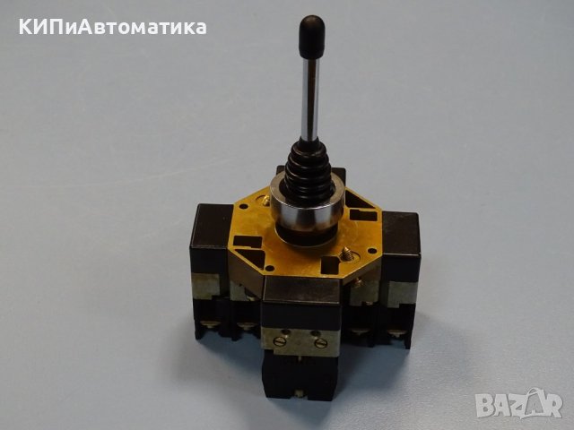 джойстик 4-позиционен Telemecanique XD2.G Jostick 4-direction, снимка 2 - Резервни части за машини - 37653029
