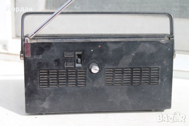 Радио ''grundig city boy'', снимка 5 - Радиокасетофони, транзистори - 38258289