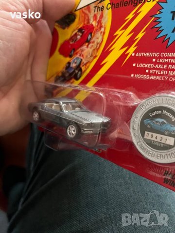Johnny Lighting Mustang, снимка 3 - Колекции - 49657672