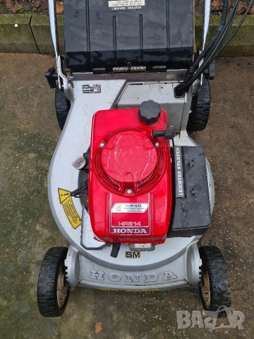 Бензинова самоходна косачка HONDA HR214 със стартер , снимка 3 - Градинска техника - 52681416
