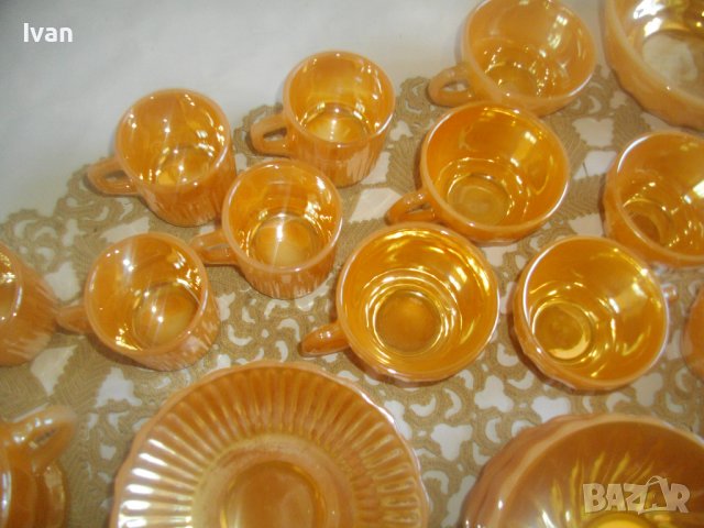 37 Части Нов Сервиз Кафе Чай Made in USA FIRE KING ANCHOR HOCKIN  Винтидж Цвят Праскова/Сьомга-1940г, снимка 17 - Сервизи - 39894665