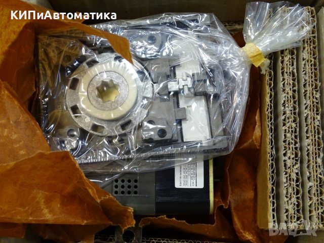 пакетен прекъсвач Siemens 3LC7 477-1AC02 Main Switch 160A/660V, снимка 15 - Резервни части за машини - 37671937