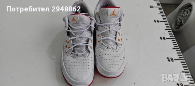 nike air jordan aura 5 44.5 , снимка 2 - Маратонки - 51611260