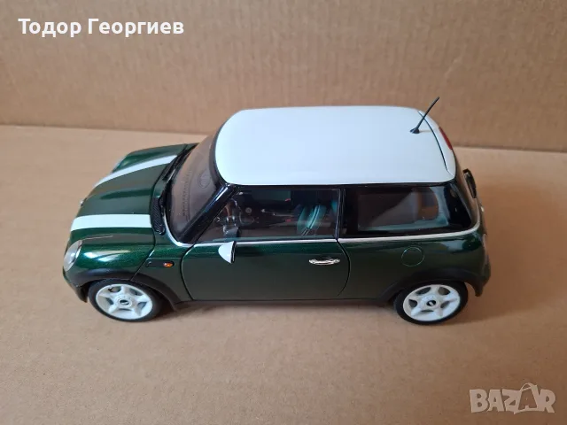 Mini Cooper 2001 на Kyosho 1:18, снимка 4 - Колекции - 55966797