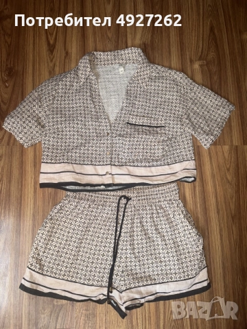 Комплект от шорти и блуза River Island