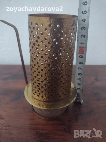 ВИНТИДЖ РЕТРО СВЕЩНИК ОТ МЕСИНГ, МЕД И ДЪРВО, снимка 5 - Антикварни и старинни предмети - 49957248