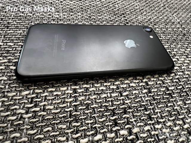 iphone 7 32GB Перфектен само за 200 лв с усб, зарядно и стъклен протектор. Работи с всички оператори, снимка 15 - Apple iPhone - 39933589