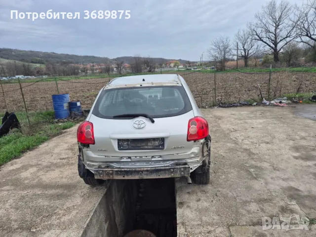 Тойота аурис 1,6 vvt-I 124кс, снимка 4 - Автомобили и джипове - 49705859