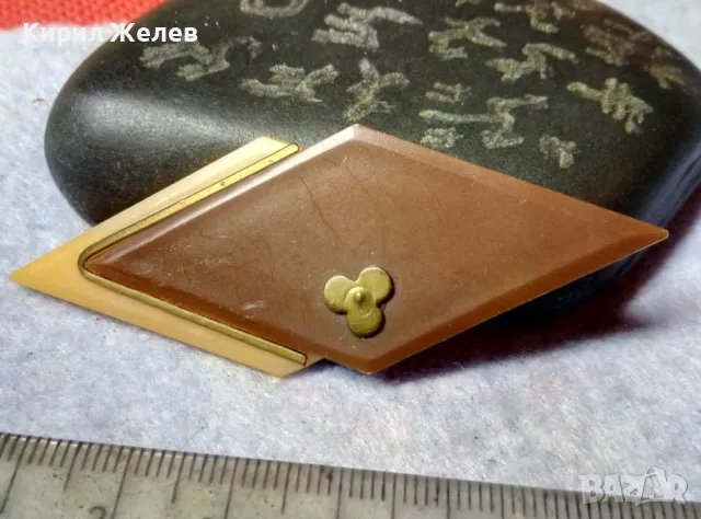 СТАРА СТИЛНА РОМБОВИДНА РЕТРО АР ДЕКО СТИЛ БРОШКА 30696