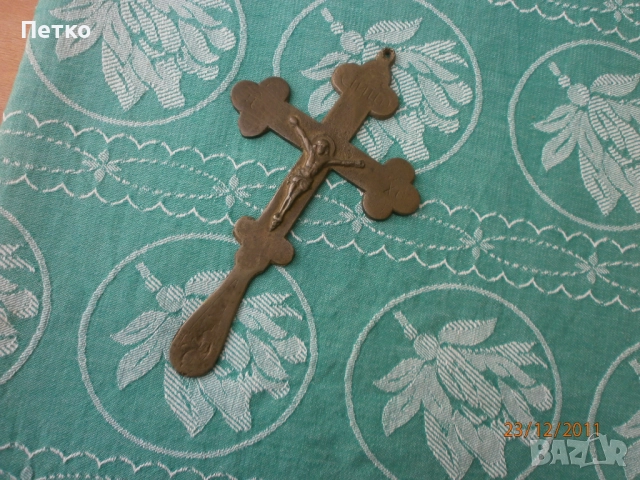Автентичен бронзов кръст, снимка 9 - Антикварни и старинни предмети - 52605872
