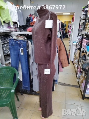 Дамски комплект плетиво декориран със камън, снимка 4 - Спортни екипи - 52627875