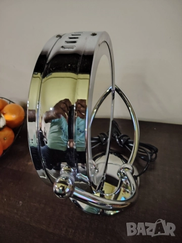 Козметично огледало увеличаващо със сензорно осветление, снимка 3 - Огледала - 52920986