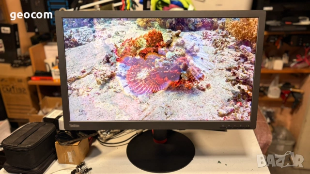 28" Lenovo ThinkVision Pro2820 FHD MVA монитор (1920x1080,6,5ms,D-SUB,DP,HDMI,USB)