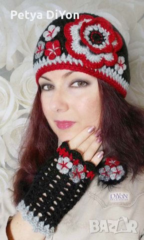 Плетен комплект шапка ръкавици и брошка
