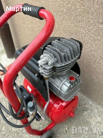 Маслен компресор за въздух WURTH MASTER 10 литра , снимка 4 - Други инструменти - 53928652