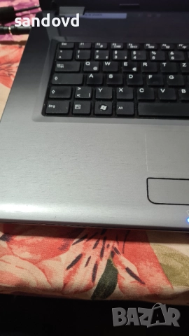 Хубав голям лаптоп MEDION MD-98920 17,3 in.цена 160лв., снимка 3 - Лаптопи за дома - 52650451