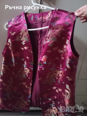 Красиви кимона и дрехи ,различни размери и универсални ,цени от 80 и 50лв за брой, снимка 8 - Антикварни и старинни предмети - 48251031