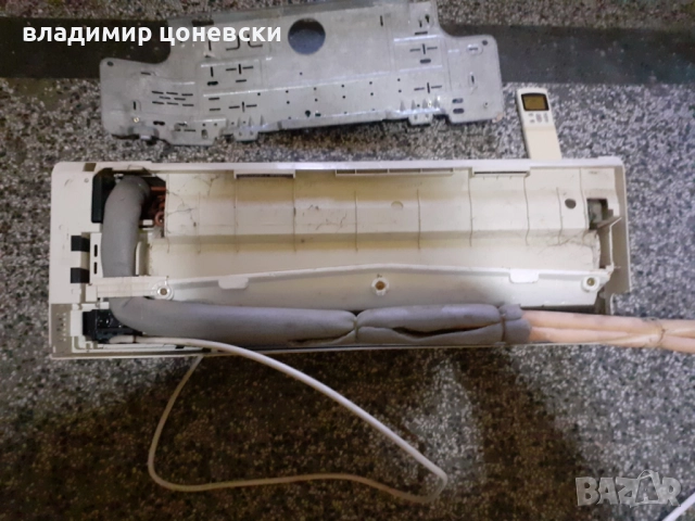 Вътрешно работещо тяло  и дистанционно за климатик Midea, снимка 2 - Климатици - 52704034