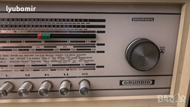 Грундиг радио, снимка 3 - Радиокасетофони, транзистори - 52119664