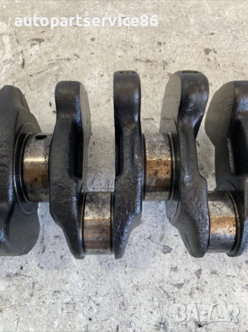 Колянов вал за двигател за KIA Cerato 1.5 CRDi (2004), снимка 2 - Части - 53247247