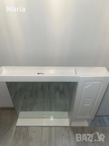 Огледало с шкаф за баня, снимка 3 - Шкафове - 52852209