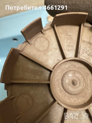 Оригинална капачка за джанти на BMW само за 25лв. броя 6768640, снимка 3 - Аксесоари и консумативи - 52560616