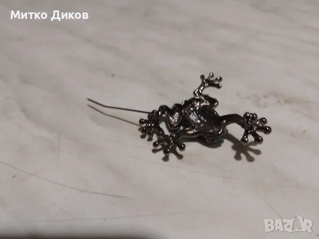 Брошка фризьорска гребен и ножица нова и жаба с камъчета, снимка 6 - Фризьорски принадлежности - 56033386