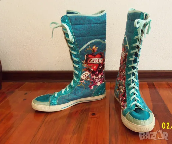 Ed Hardy оригинални дамски кецове UK7,5 /41, снимка 2 - Кецове - 56188081