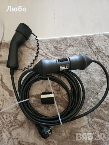 Кабел за зъреждане на Волво ХС60 Хибрид .