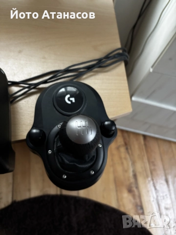 Продавам волан logitech g29, снимка 2 - Джойстици и геймпадове - 55930400