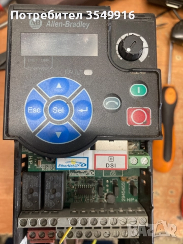 Честотен регулатор(инвертор) Allen-Bradley 2,2кw/400V Power Flex 70, снимка 3 - Други машини и части - 52401537