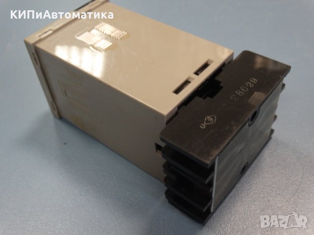 Термоконтролер OMRON E5 C4, снимка 5 - Резервни части за машини - 34451356