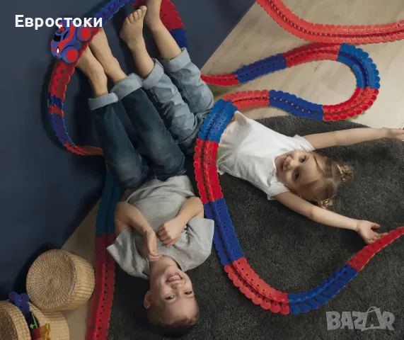 Комплект допълнителни релси Smoby Spidey - Spidey FleXtreme, снимка 3 - Коли, камиони, мотори, писти - 47297489