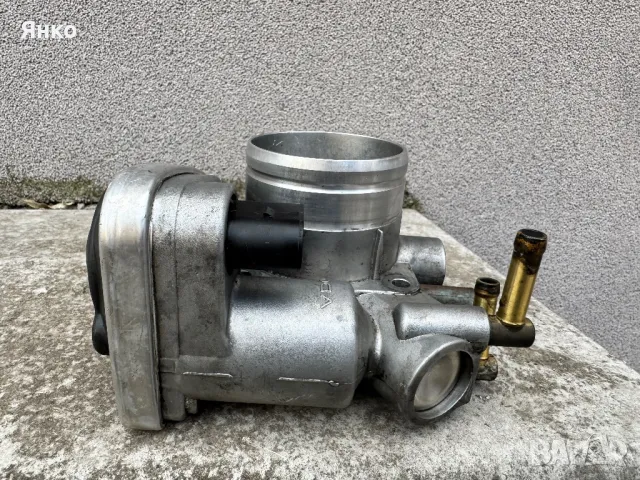 Дросел клапа за голф 5 , снимка 3 - Части - 49489494