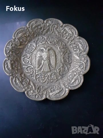 Масивна тежка малка чинийка бронз двуглав орел, снимка 2 - Антикварни и старинни предмети - 53294369