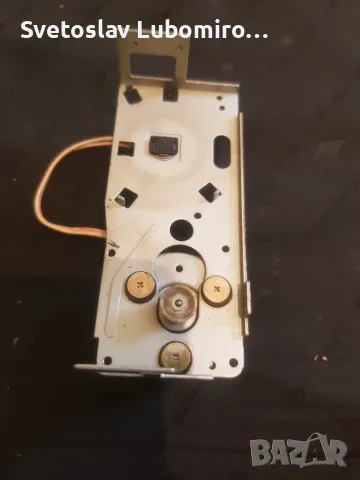 DC motor от дек Sanyo 