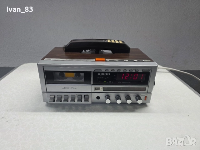 Стерео FM/AM електронна касетофонна система с двойна аларма и телефон