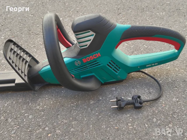 Храсторез Bosch AHS 70-34 700W, снимка 4 - Градинска техника - 56470055