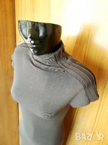 Сива рокля поло с къс ръкав под коляното С, снимка 3 - Рокли - 34398370