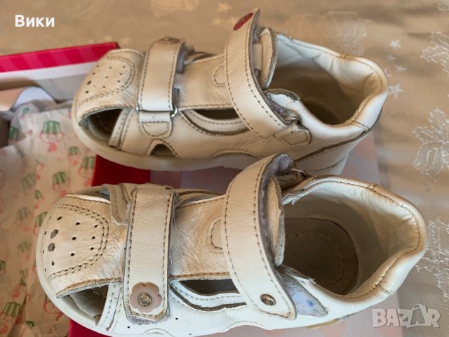 Детски сандали, снимка 7 - Детски сандали и чехли - 39641732
