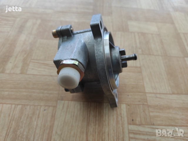 Нова вакуум помпа Опел Вектра А, Астра F, Кадет 1,7D, 1.7TD, 1.6D - 02 527 38, снимка 5 - Части - 54330024