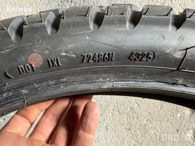 2 бр. гуми Metzeler enduro 3, снимка 2 - Гуми и джанти - 55818132