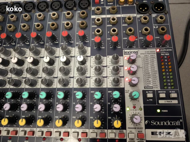 Soundcraft професионален миксер пулт , снимка 4 - Ресийвъри, усилватели, смесителни пултове - 55972622