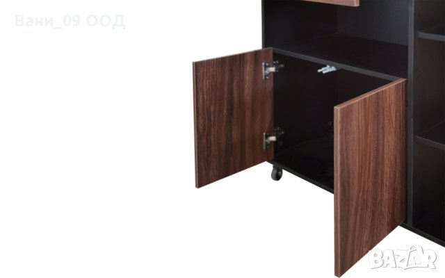 Голям шкаф на колелца, снимка 4 - Шкафове - 42826936