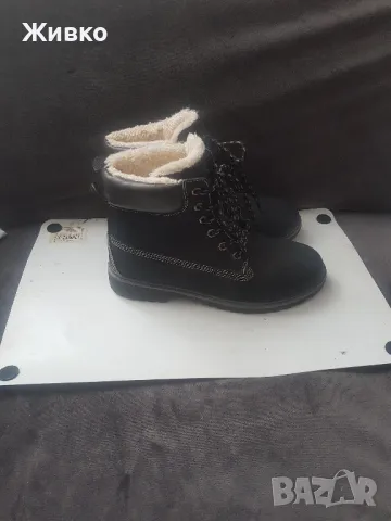 Продавам дамски зимни боти номер 39., снимка 4 - Дамски боти - 47433830