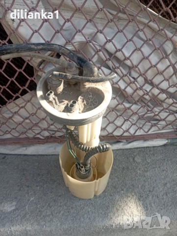 Бензинова помпа от Алфа 146