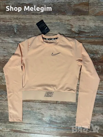 Nike блуза , снимка 1 - Спортни екипи - 49001416