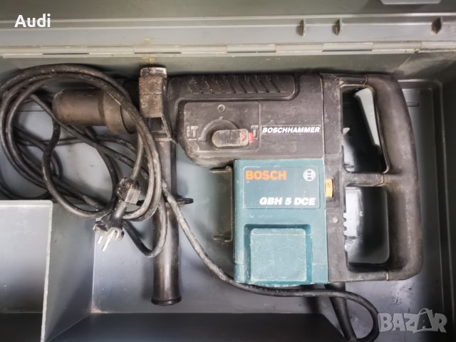 Продавам големи къртачи BOSCH  Къртач Bosch GBH 5 DCE 1100W комплект с куфар и две шила Цена 400лв. , снимка 10 - Бормашини - 36785802