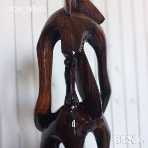 Махагонова Статуетка върху Дървена Основа, снимка 5 - Антикварни и старинни предмети - 39692228